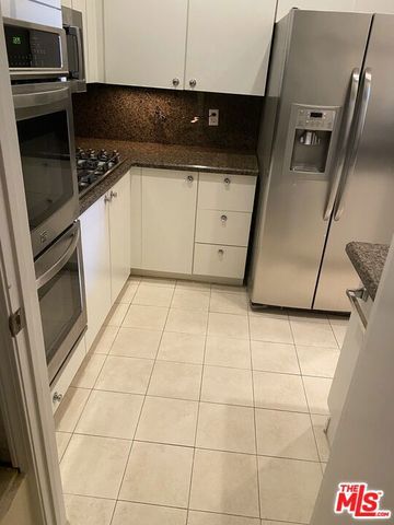 10432 Eastborne Avenue 304, Los Angeles, CA 90024