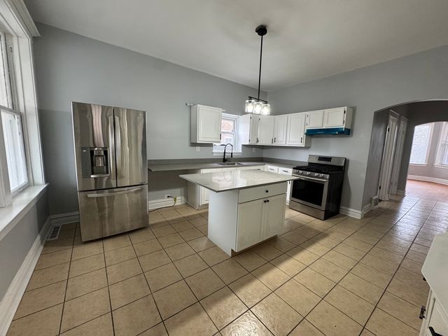 2329 S Austin Boulevard 1, Cicero, IL 60804