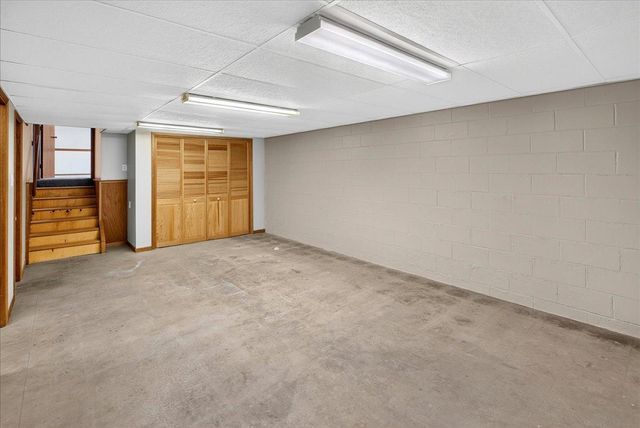 221 Jerry Liefert Drive, Monticello, MN 55362