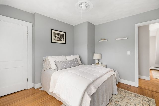 17 Hartz St, Gloucester, MA 01930