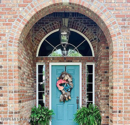 2034 Tuilleries Cove, Biloxi, MS 39531