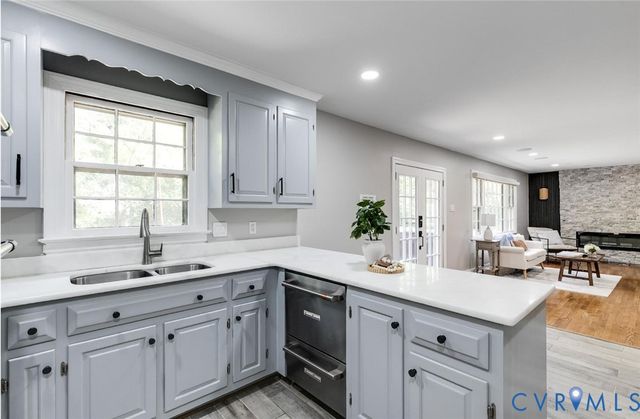 118 Willway Dr, Manakin Sabot, VA 23103