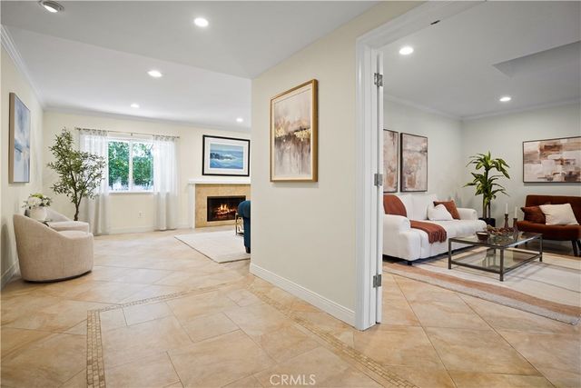 22615 Dardenne Street, Calabasas, CA 91302