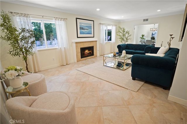 22615 Dardenne Street, Calabasas, CA 91302
