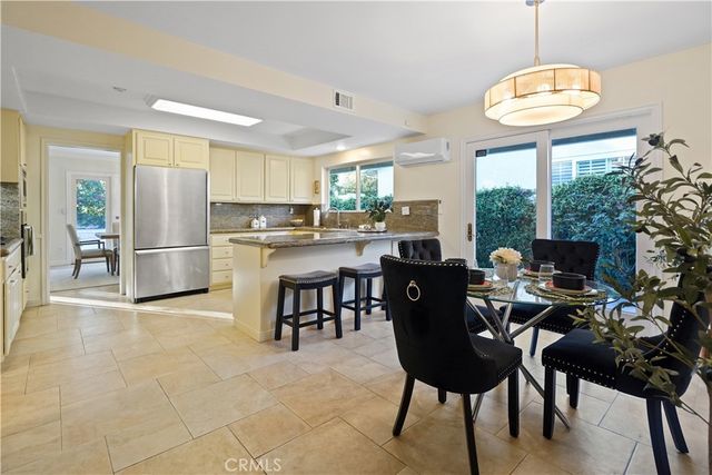 22615 Dardenne Street, Calabasas, CA 91302