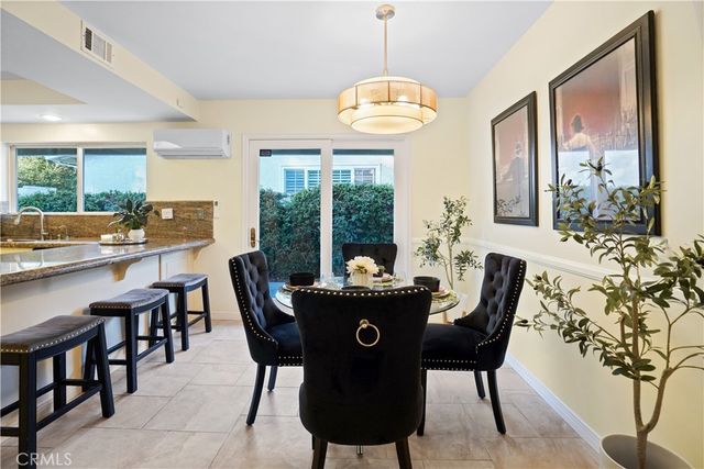 22615 Dardenne Street, Calabasas, CA 91302