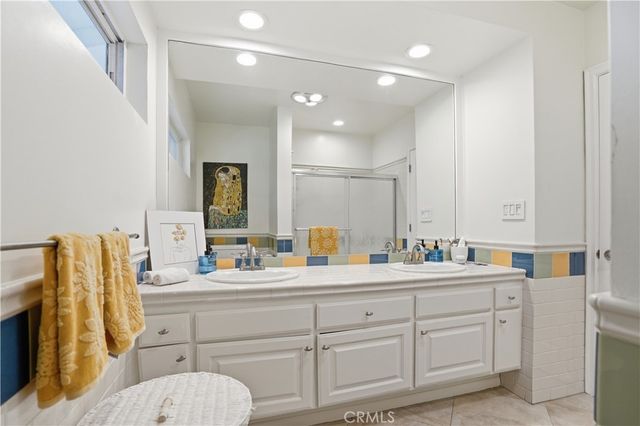 22615 Dardenne Street, Calabasas, CA 91302