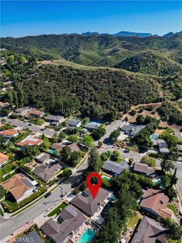 22615 Dardenne Street, Calabasas, CA 91302