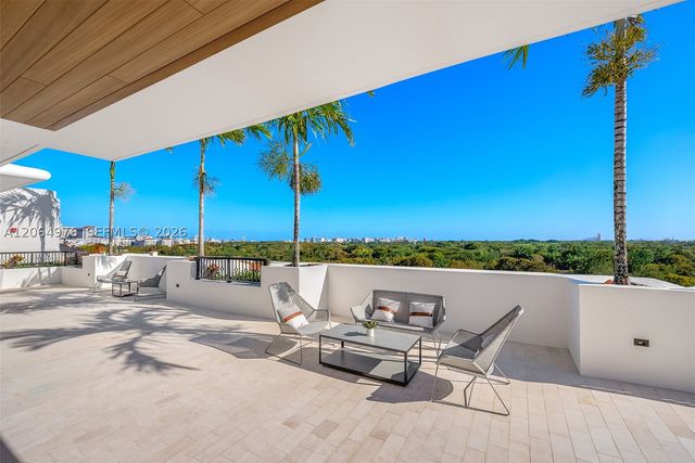 701 Valencia Ave 404, Coral Gables, FL 33134