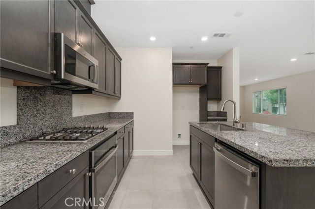 7588 Shorthorn, Chino, CA 91708