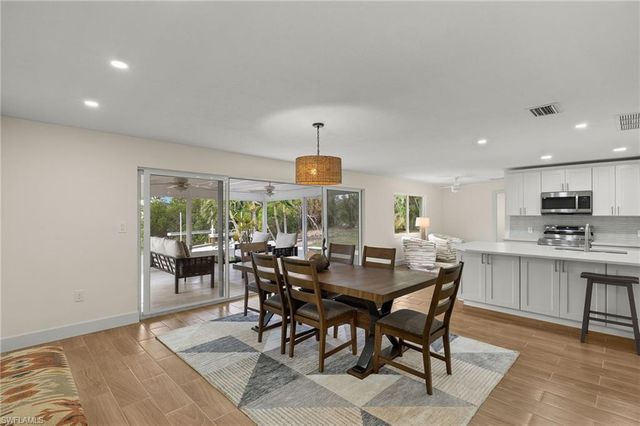 5869 Pine Tree DR, Sanibel, FL 33957