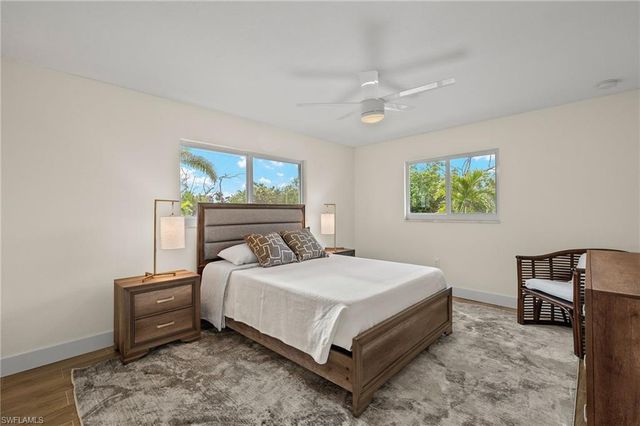 5869 Pine Tree DR, Sanibel, FL 33957