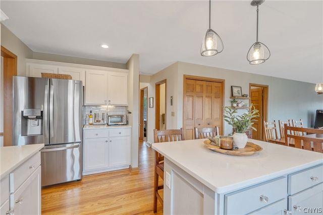 5792 Mountain Laurel Drive, Manlius, NY 13057