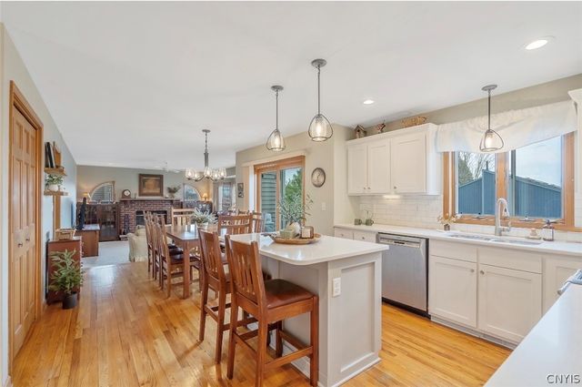5792 Mountain Laurel Drive, Manlius, NY 13057