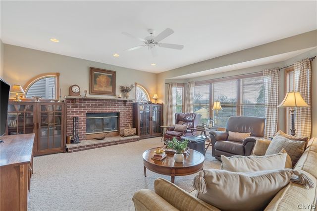 5792 Mountain Laurel Drive, Manlius, NY 13057