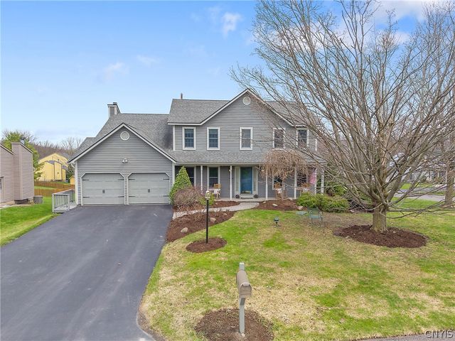 5792 Mountain Laurel Drive, Manlius, NY 13057