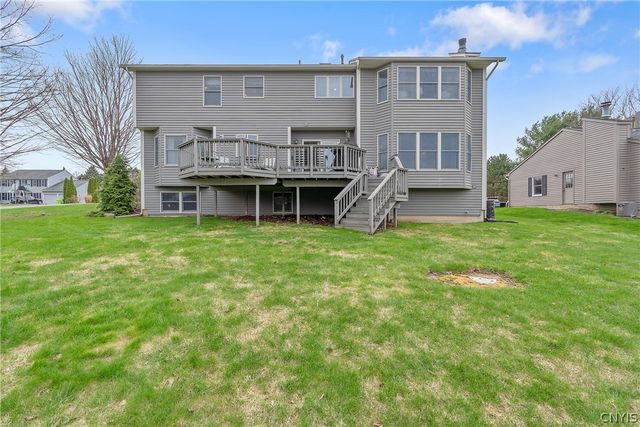 5792 Mountain Laurel Drive, Manlius, NY 13057