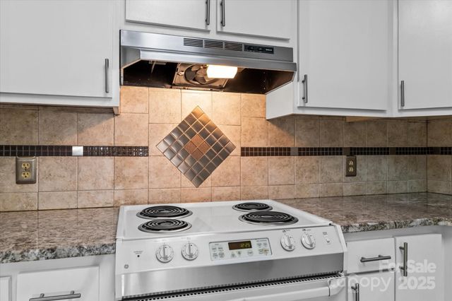 111 Catalina Place Drive, Mooresville, NC 28117