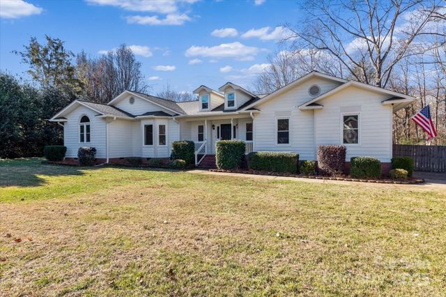 111 Catalina Place Drive, Mooresville, NC 28117