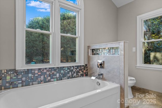 111 Catalina Place Drive, Mooresville, NC 28117