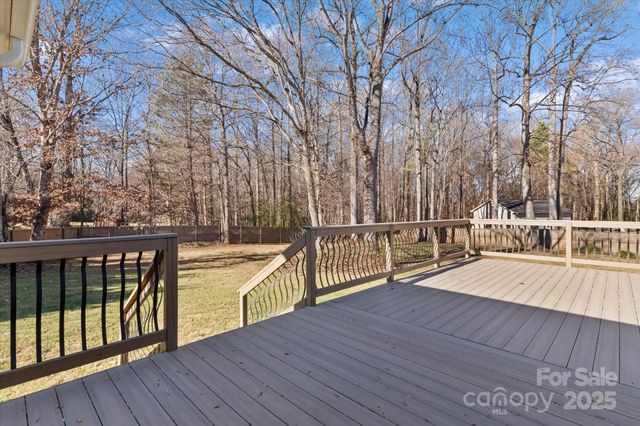 111 Catalina Place Drive, Mooresville, NC 28117