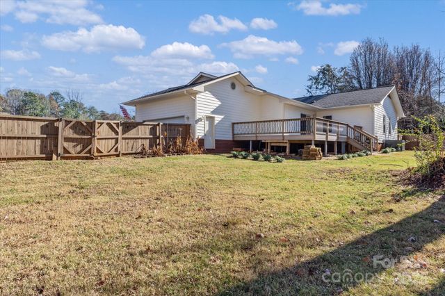 111 Catalina Place Drive, Mooresville, NC 28117