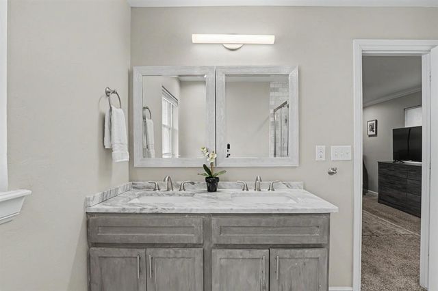 1912 Brighton Avenue, The Village, OK 73120