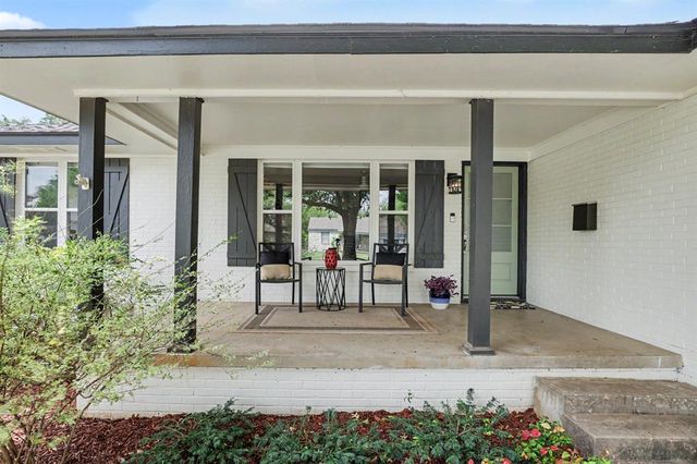 1912 Brighton Avenue, The Village, OK 73120