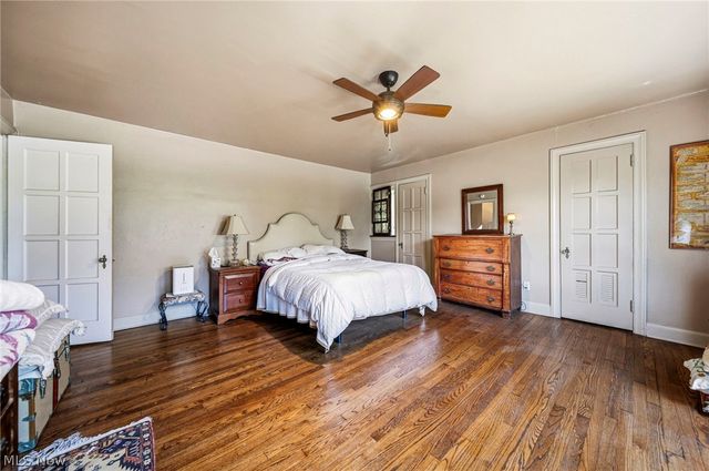 19621 Sussex Road, Shaker Heights, OH 44122