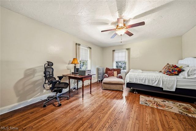 19621 Sussex Road, Shaker Heights, OH 44122
