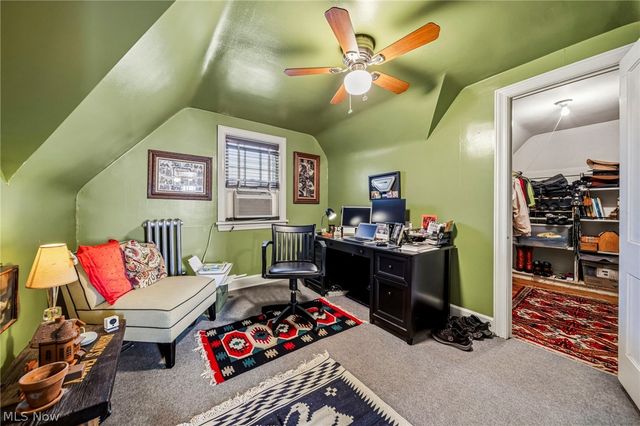 19621 Sussex Road, Shaker Heights, OH 44122