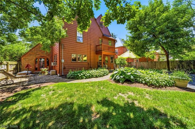 19621 Sussex Road, Shaker Heights, OH 44122