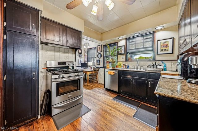 19621 Sussex Road, Shaker Heights, OH 44122