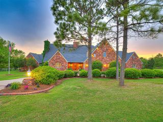 3812 Ridgeline Drive, Norman, OK 73072
