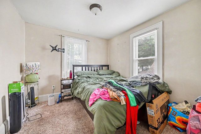 956 Juno Avenue, Saint Paul, MN 55102