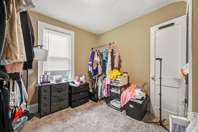 956 Juno Avenue, Saint Paul, MN 55102