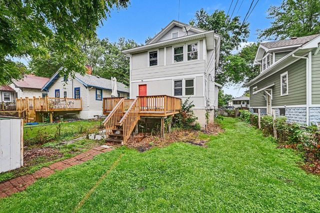 956 Juno Avenue, Saint Paul, MN 55102