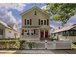 956 Juno Avenue, Saint Paul, MN 55102