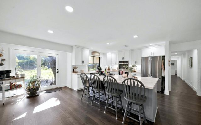 7067 Tucker Lane, Redding, CA 96002