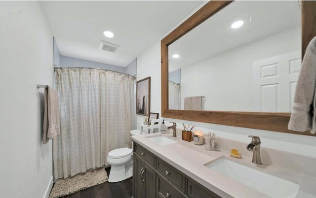 7067 Tucker Lane, Redding, CA 96002