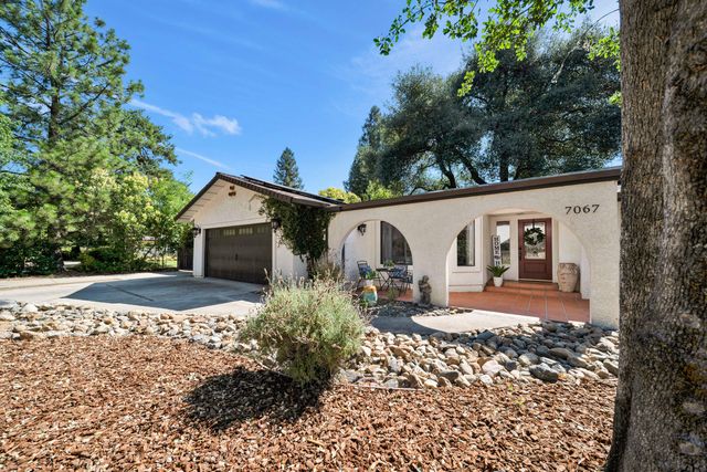 7067 Tucker Lane, Redding, CA 96002
