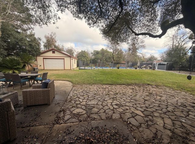 7067 Tucker Lane, Redding, CA 96002