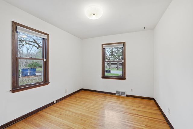 6610 Lucia Lane NE, Fridley, MN 55432
