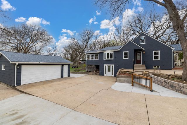 6610 Lucia Lane NE, Fridley, MN 55432
