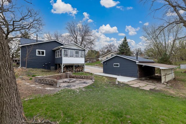 6610 Lucia Lane NE, Fridley, MN 55432