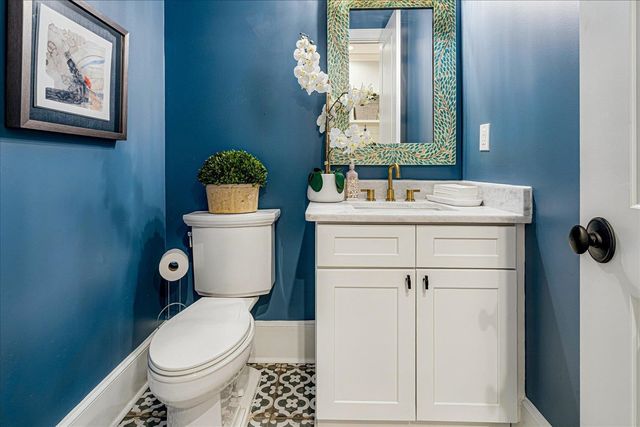 2302 MADISON AVE, Memphis, TN 38104