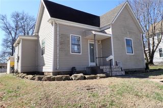 318 E Ohio Street, Clinton, MO 64735