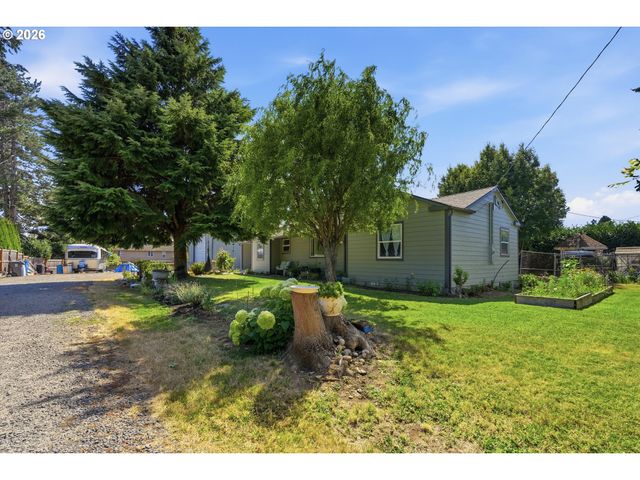 1270 E JEFFERSON St, Stayton, OR 97383