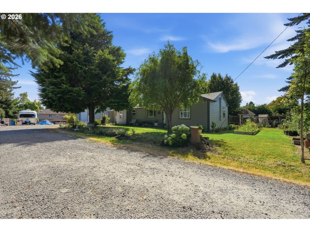 1270 E JEFFERSON St, Stayton, OR 97383
