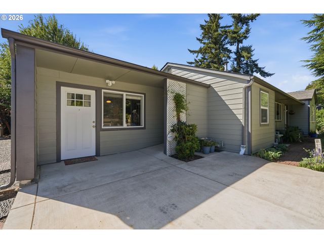 1270 E JEFFERSON St, Stayton, OR 97383